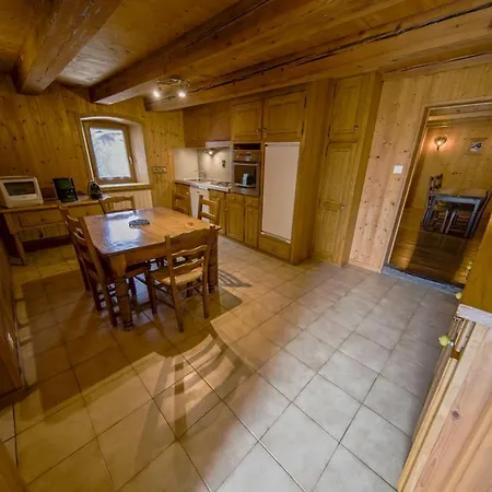 Le Chateau Apartment Morzine